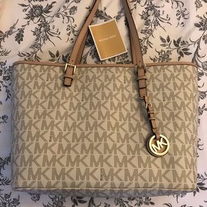 Michael Kors Tote